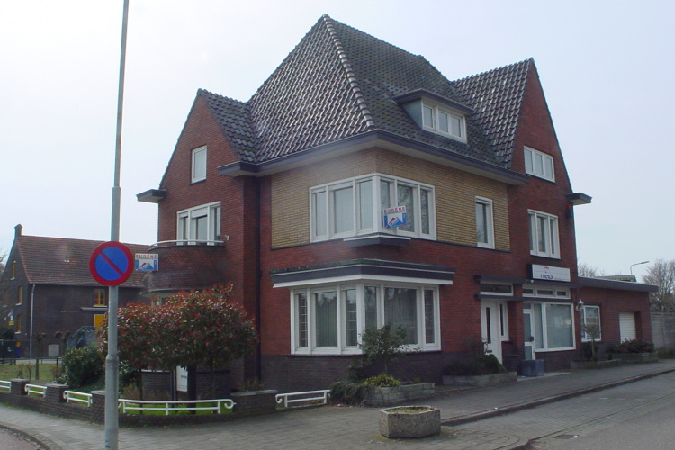 Tegelen, Nederland, 8 Bedrooms Bedrooms, ,Huis,Koop,Haandertstraat,1231